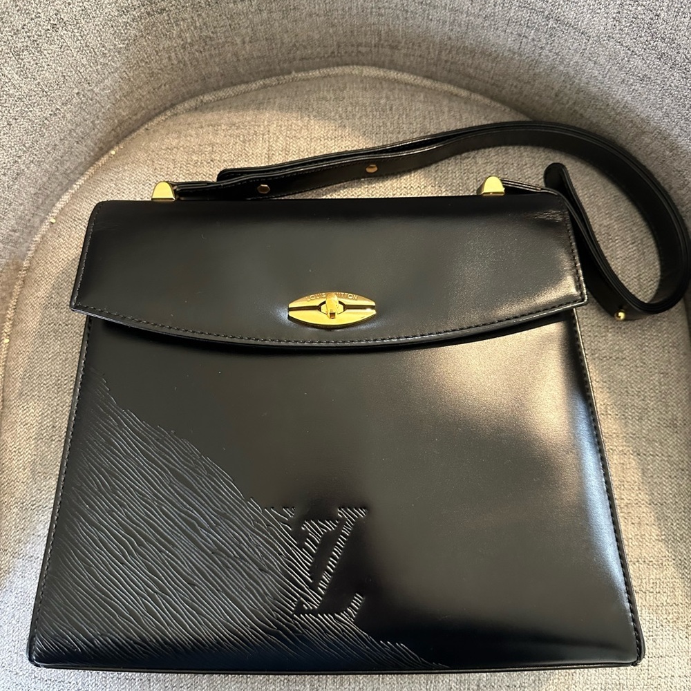Louis Vuitton Black Vintage Opera Epi Shoulder Bag
